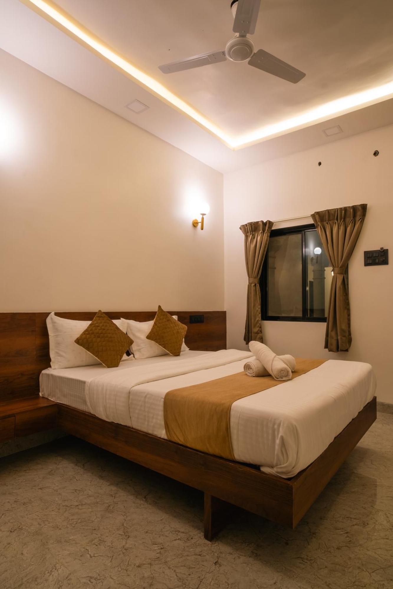 Hotel Sapphire Mansion Alībāg Zewnętrze zdjęcie
