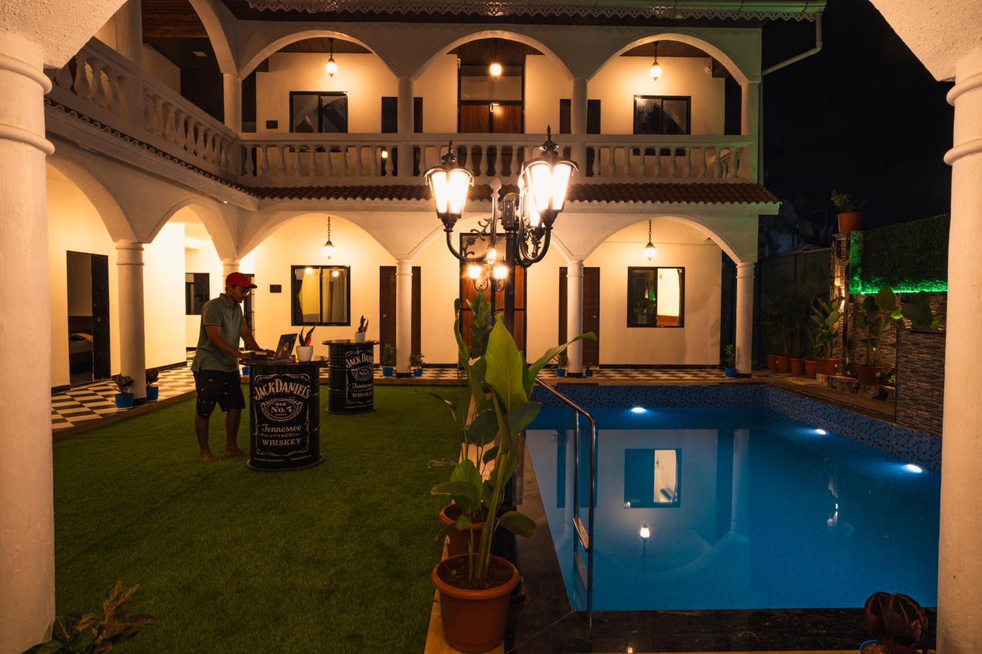 Hotel Sapphire Mansion Alībāg Zewnętrze zdjęcie