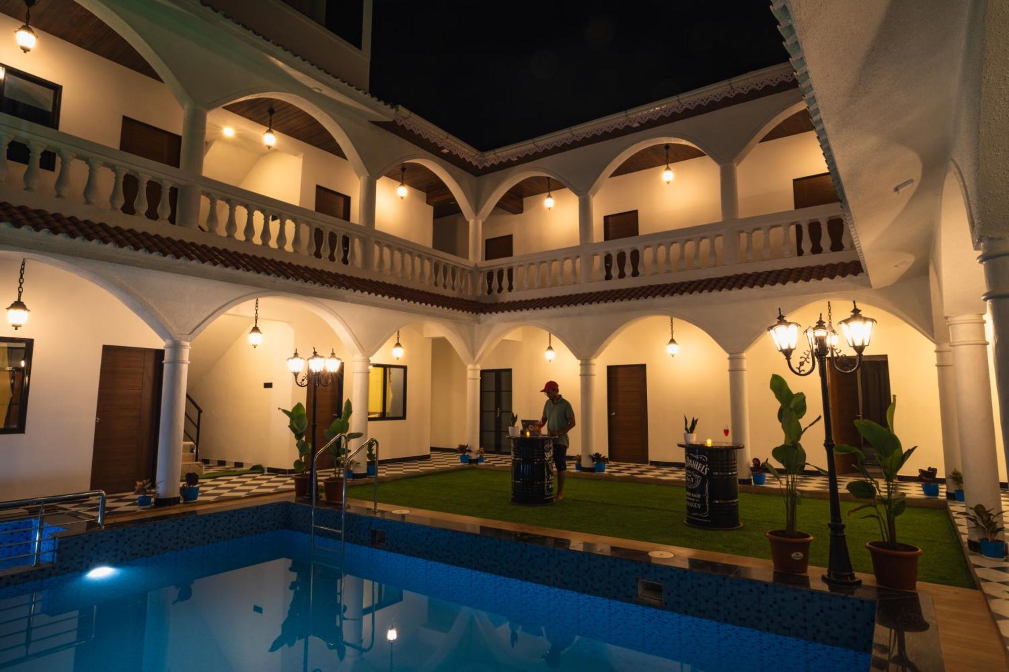 Hotel Sapphire Mansion Alībāg Zewnętrze zdjęcie